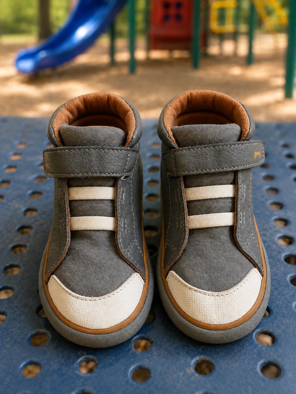 See Kai Run Toddler High-Top Sneakers – Gray – Size US 9